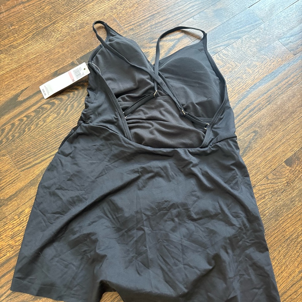 NWT Anne Cole Women's Black Swimdress with Skort - Picture 8 of 8